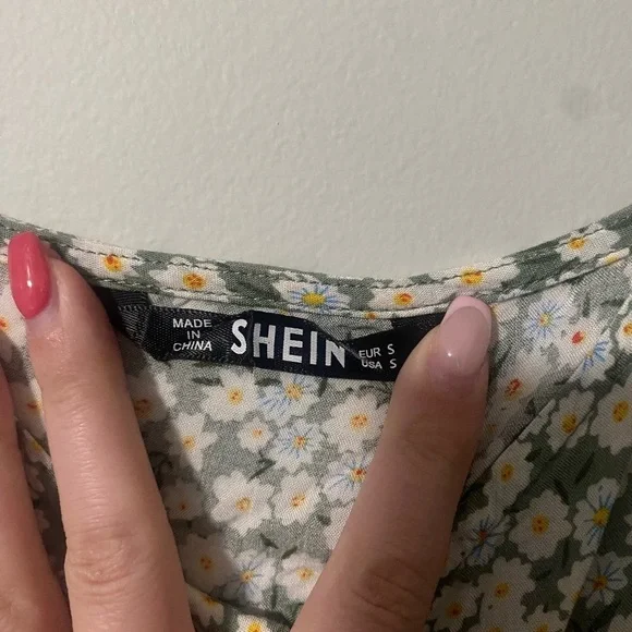 Shein Green Floral Mini Dress with Buttons - Picture 2 of 9